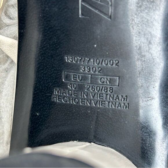 Zara neutral off white square toe round heel strappy sandals women’s shoe size 9 - Picture 12 of 12